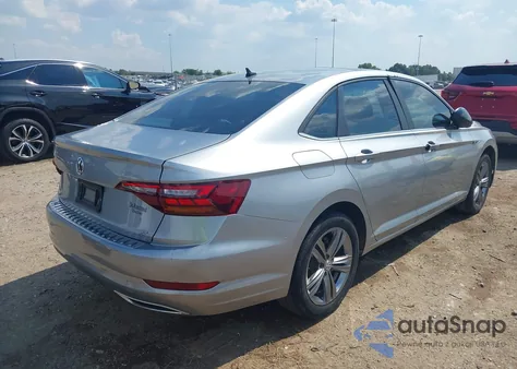 2019 Volkswagen Jetta 1.4T R-Line/1.4T S/1.4T Se z USA, uszkodzony, nr VIN 3VWC57BU1KM220221